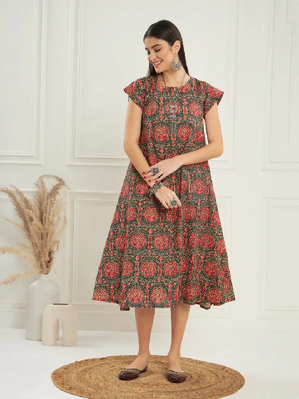 InWeave Women's Green Red Mughal Kalamkari A Line Dress