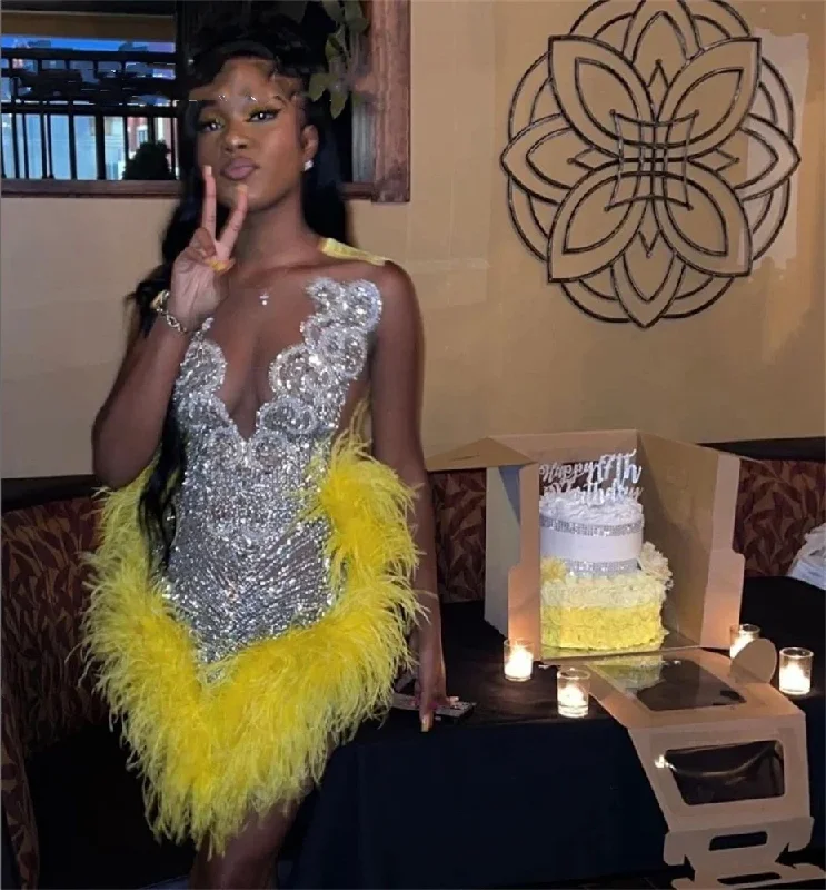 Yellow O Neck Short Prom Dresses Beaded Birthday Party Gowns Crystal Rhinestone Celebrity Dress Feathers Formal Mini Cocktail Yellow O Neck Short Prom Dresses Beaded Birthday Party Gowns Crystal Rhinestone Celebrity Dress Feathers Formal Mini Cocktail