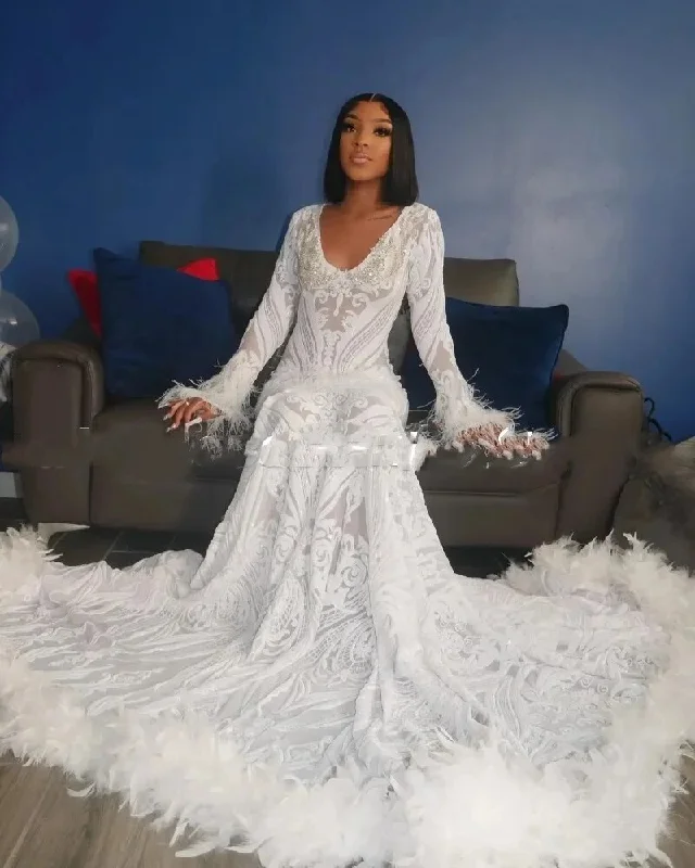 White Prom Dresses For Black Girls 2024 V Neck Rhinestone Sequin Party Gowns Long Sleeves Feathers Vestidos De Festa White Prom Dresses For Black Girls 2024 V Neck Rhinestone Sequin Party Gowns Long Sleeves Feathers Vestidos De Festa