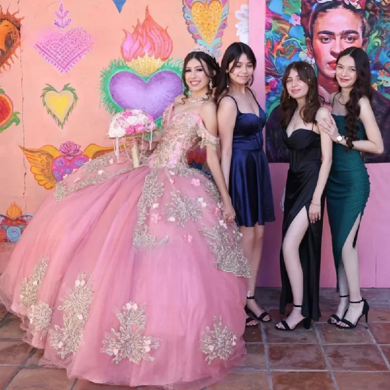 Elegant Pink Vestidos De 15 Quinceañera Sweetheart Beaded Pearls Lace Applique Ball Gown Sweet 16 Birthday Quinceanera Dress Elegant Pink Vestidos De 15 Quinceañera Sweetheart Beaded Pearls Lace Applique Ball Gown Sweet 16 Birthday Quinceanera Dress