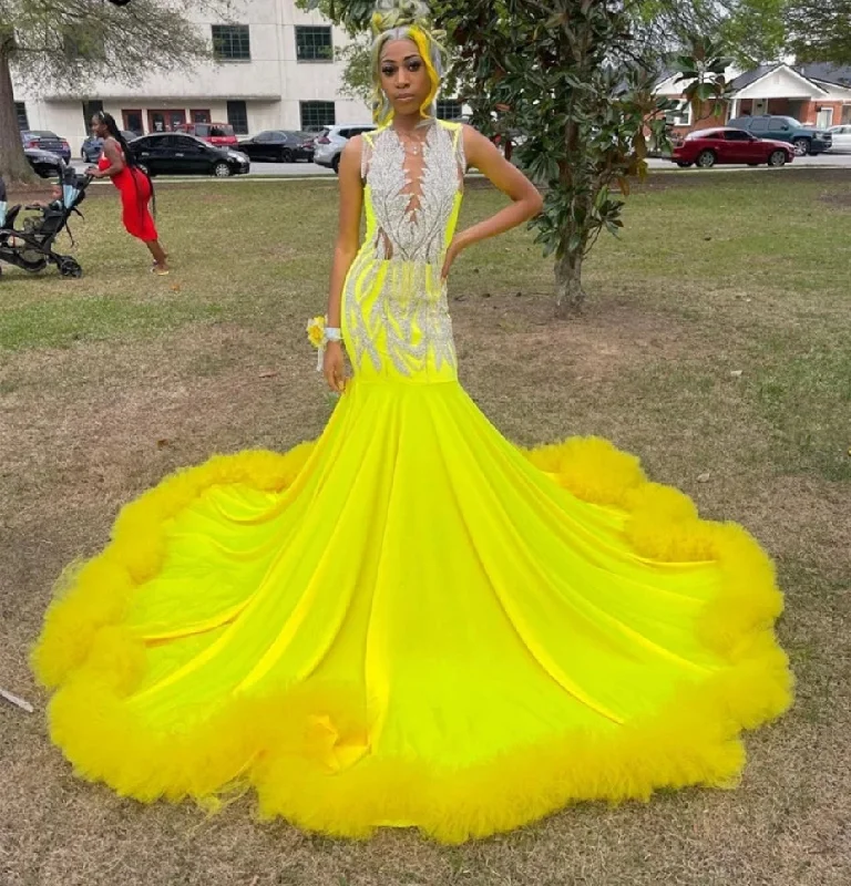 Yellow Velvet Long Prom Dress 2024 For Black Girls Beading Crystal Rhinestones Ruffles Birthday Party Evening Gown Vestidos Yellow Velvet Long Prom Dress 2024 For Black Girls Beading Crystal Rhinestones Ruffles Birthday Party Evening Gown Vestidos