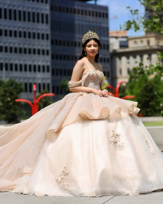 Sparkly Champagne Quinceanera Dress 2024 Ball Gown Spaghetti Appliques Beaded Mexican 16 Birthday Princess Gown Sparkly Champagne Quinceanera Dress 2024 Ball Gown Spaghetti Appliques Beaded Mexican 16 Birthday Princess Gown