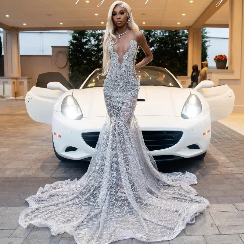 Sexy Diamond Mermaid Prom Dresses 2024 Sheer Neck Rhinestone Sequin Party Gowns Black Girls See Through Vestidos De Festa Sexy Diamond Mermaid Prom Dresses 2024 Sheer Neck Rhinestone Sequin Party Gowns Black Girls See Through Vestidos De Festa
