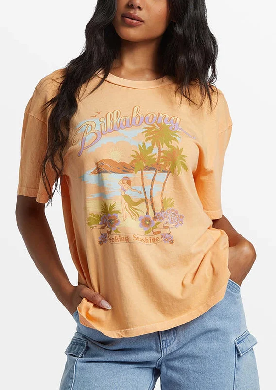 Billabong Women's Wish You Were Here T-Shirt Faux Fur Fabric Real Fur Fabric Shearling Fabric Billabong Women's Wish You Were Here T-Shirt Faux Fur Fabric Real Fur Fabric Shearling Fabric