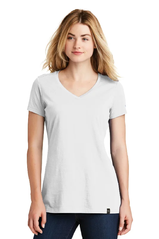New Era Womens Heritage Short Sleeve V-Neck T-Shirt - White Anti-Shrink Durable Soft New Era Womens Heritage Short Sleeve V-Neck T-Shirt - White Anti-Shrink Durable Soft