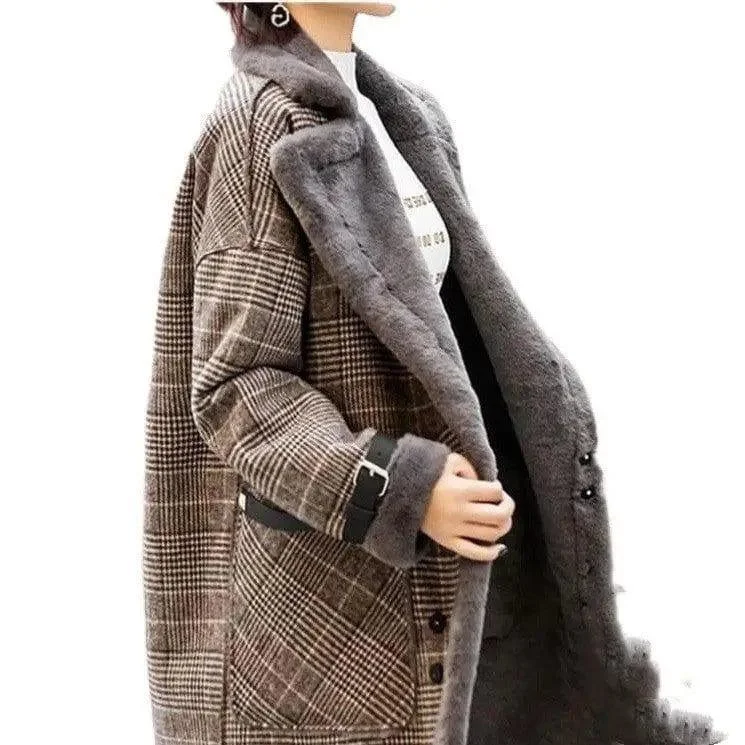 Ladies autumn and winter woolen coat Double-Layered Poncho